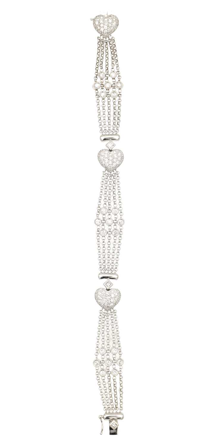 Lot 230 - AN 18CT WHITE GOLD DIAMOND SET BRACELET