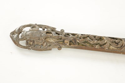 Lot 605 - AN EARLY 20TH CENTURY AMERICAN MASONIC CEREMONIAL SWORD FOR THE KNIGHTS TEMPLAR