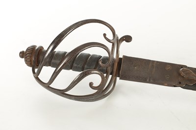 Lot 610 - AN 18TH CENTURY 1788 PATTERN HEAVY CAVALRY OFFICERS' SWORD