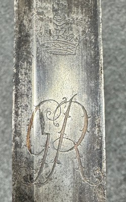 Lot 610 - AN 18TH CENTURY 1788 PATTERN HEAVY CAVALRY OFFICERS' SWORD