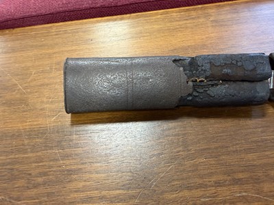Lot 610 - AN 18TH CENTURY 1788 PATTERN HEAVY CAVALRY OFFICERS' SWORD