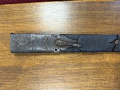 Lot 610 - AN 18TH CENTURY 1788 PATTERN HEAVY CAVALRY OFFICERS' SWORD