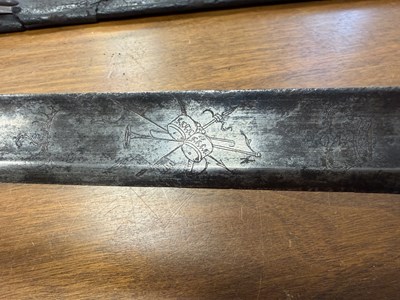 Lot 610 - AN 18TH CENTURY 1788 PATTERN HEAVY CAVALRY OFFICERS' SWORD