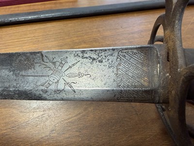 Lot 610 - AN 18TH CENTURY 1788 PATTERN HEAVY CAVALRY OFFICERS' SWORD