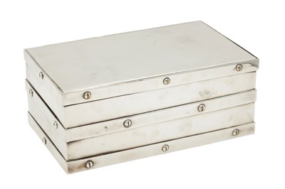 Lot 1011 - A MID 20TH CENTURY SILVER PLATED RALPH LAUREN HUMIDOR