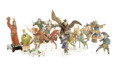 Lot 421 - A LARGE COLLECTION OF 17TH/18TH CENTURY CHINESE QING DYNASTY ORNAMENTAL FIGURES