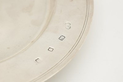 Lot 165 - A GROUP OF ENGLISH SILVER ITEMS