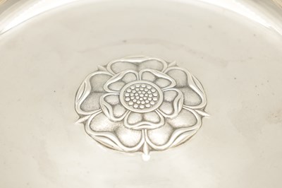 Lot 165 - A GROUP OF ENGLISH SILVER ITEMS