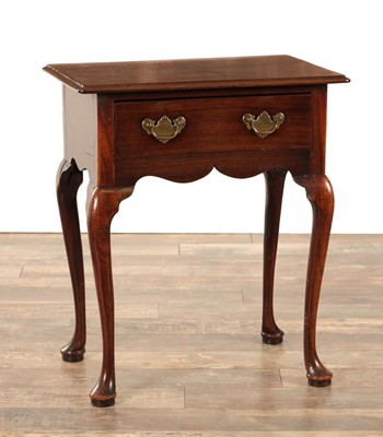 Lot 1461 - AN EARLY 18TH CENTURY MAHOGANY LOWBOY OF SMALL SIZE