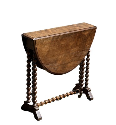 Lot 1614 - A SMALL 19TH CENTURY WALNUT SUTHERLAND TABLE