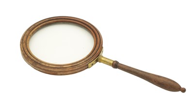 Lot 882 - AN EARLY 19TH CENTURY ROSEWOOD GALLERY MAGNIFYING GLASS