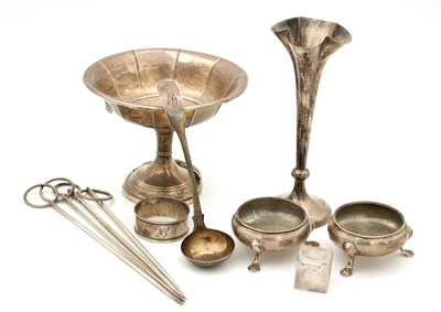 Lot 113 - A COLLECTION OF SILVER ITEMS