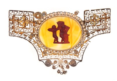 Lot 363 - A 19TH CENTURY GOLD METAL PIERCED CAMEO BROOCH