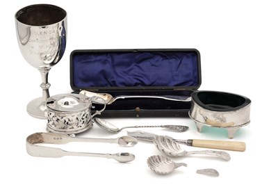 Lot 172 - A COLLECTION OF 18TH/19TH CENTURY ENGLISH SILVER TABLEWARE