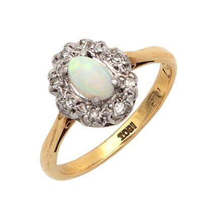 Lot 303 - AN 18CT YELLOW GOLD OPAL AND DIAMOND CLUSTER RING