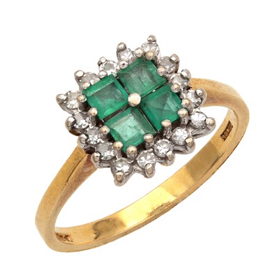 Lot 220 - AN ART DECO 18CT YELLOW GOLD EMERALD AND DIAMOND RING