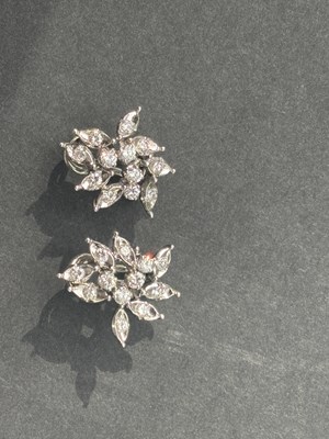 Lot 278 - A PAIR OF 18CT WHITE GOLD AND DIAMOND EARRINGS