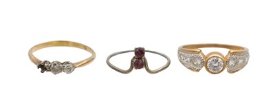 Lot 343 - A COLLECTION OF 20TH CENTURY RINGS