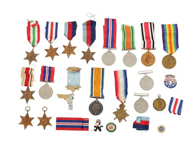 Lot 642 - A COLLECTION OF WWI AND WWII MEDALS