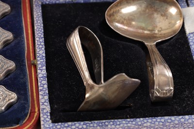 Lot 60 - A COLLECTION OF 20TH CENTURY ENGLISH SILVER CASED FLATWARE AND A CRUET SET