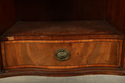 Lot 1568 - AN UNUSUAL GEORGE III CROSS-BANDED FLAMED MAHOGANY SERPENTINE FRONTED SIDE CABINET