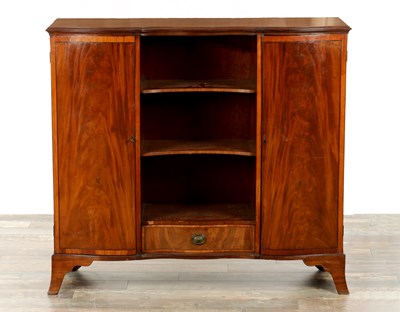 Lot 1568 - AN UNUSUAL GEORGE III CROSS-BANDED FLAMED MAHOGANY SERPENTINE FRONTED SIDE CABINET