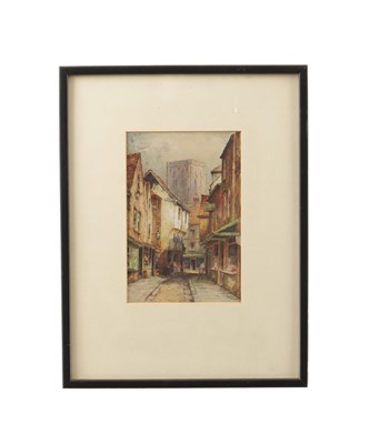 Lot 711 - FEATHERSTONE ROBSON (BRITISH 1880-1936) AN IMPRESSIONIST WATERCOLOUR OF THE SHAMBLES, YORK