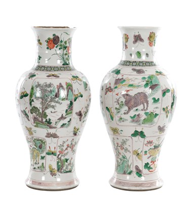 Lot 505 - A PAIR OF KANGXI PERIOD CHINESE FAMILLE VERTE PORCELAIN VASES
