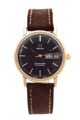 Lot 1152 - AN OMEGA GOLD PLATED SEAMASTER AUTOMATIC DAY/DATE GENTLEMAN'S WRIST WATCH