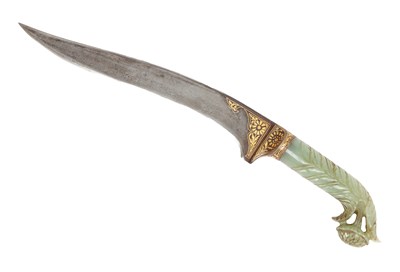 Lot 640 - A 19TH CENTURY INDIAN JADE-HILTED DAGGER WITH WATERED STEEL BLADE AND GOLD KOFTGARI