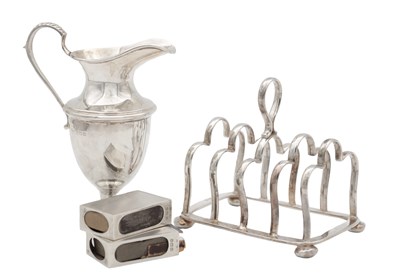 Lot 58 - A COLLECTION OF EARLY 20TH CENTURY SILVER ITEMS