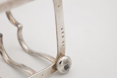 Lot 58 - A COLLECTION OF EARLY 20TH CENTURY SILVER ITEMS