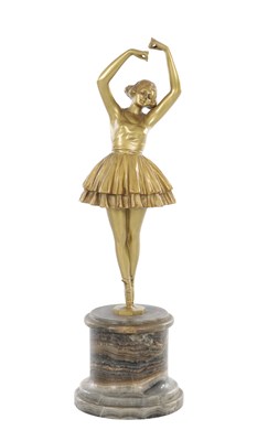 Lot 898 - BRUNO ZACH (1891 - 1935) AN EARLY 20TH CENTURY GERMAN COLD PAINTED BRONZE FIGURE OF A BALLERINA