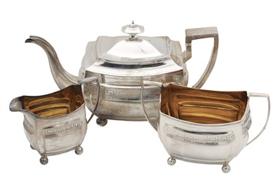 Lot 184 - AN EARLY 19TH CENTURY SILVER THREE PIECE TEA SERVICE