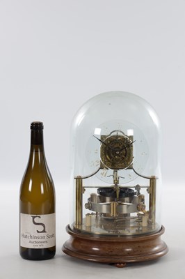 Lot 136 - THE REASON MANUFACTURING COMPANY LTD. AN EARLY 20TH CENTURY MURDAY TYPE ELECTRIC CLOCK WITH GLASS DIAL UNDER GLASS DOME ON TURNED MAHOGANY BASE