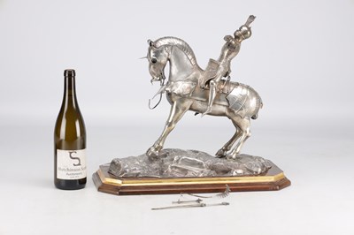 Lot 116 - A 925 SILVER FIGURE OF A KNIGHT ON HORSEBACK ON WOODEN BASE