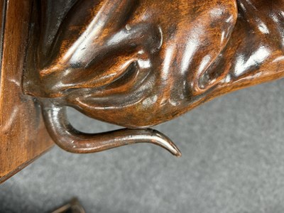 Lot 992 - A FINE PAIR OF 18TH CENTURY CARVED WALNUT HERALDIC GREYHOUND FIGURES