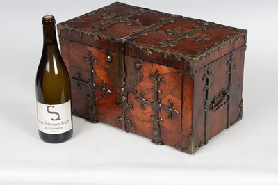 Lot 804 - A LATE 17TH CENTURY OYSTER CUT KINGWOOD VENEERED COFFRE FORT