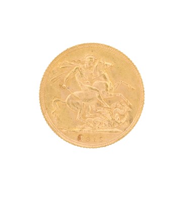 Lot 309 - A 1915 GEORGE V GOLD SOVEREIGN COIN