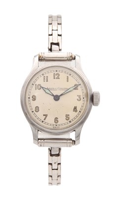 Lot 1156 - A MID 20TH CENTURY JAEGER-LECOULTRE STAINLESS STEEL LADY'S WRIST WATCH