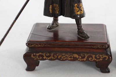 Lot 493 - A FINE PAIR OF LATE 19TH CENTURY JAPANESE MEIJI BRONZE FIGURAL SCULPTURES BY MIYAO