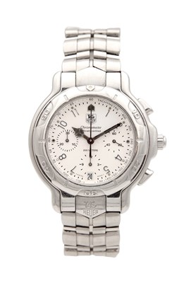 Lot 1150 - A GENTLEMAN'S TAG HEUER STEEL 6000 SERIES CHRONOGRAPH WRIST WATCH