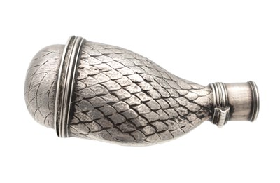 Lot 193 - AN 18TH CENTURY SILVER POWDER FLASK