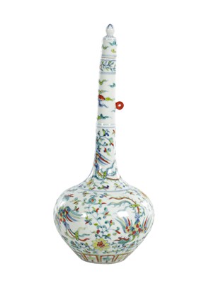 Lot 458 - A 20TH CENTURY CHINESE FAMILLE VERTE PORCELAIN BOTTLE VASE AND STOPPER