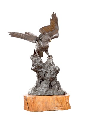 Lot 578 - A LARGE AND IMPRESSIVE MEIJI PERIOD JAPANESE MIXED METAL BRONZE EAGLE ON SLICED TRUNK HARDWOOD BASE