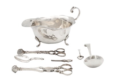 Lot 196 - A COLLECTION OF LATE 19TH/EARLY 20TH CENTURY ENGLISH SILVER TABLEWARE