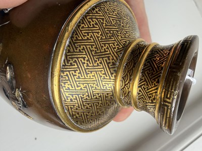 Lot 416 - A FINE PAIR OF MEIJI PERIOD JAPANESE BRONZE VASES
