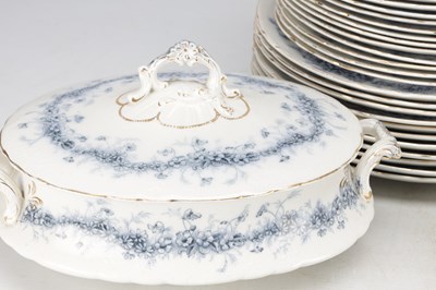 Lot 73 - A LATE 19TH CENTURY ROYAL STAFFORDSHIRE POTTERY DAISY DINNER SERVICE