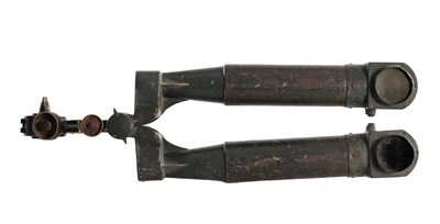 Lot 625 - A SET OF GERMAN TRENCH BINOCULARS BY GOERZ BERLIN SERIAL NUMBER S.F09NR.2828