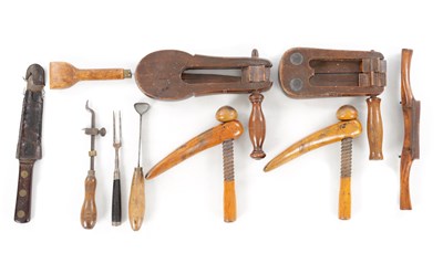 Lot 792 - A COLLECTION OF 19TH/20TH CENTURY TREEN KITCHEN AND HOUSEHOLD IMPLEMENTS